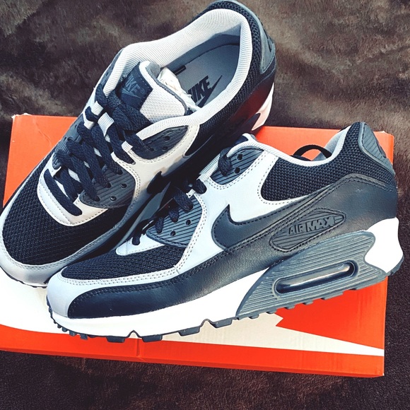 Nike Other - Air Max 90 Essential ‘Wolf Grey’